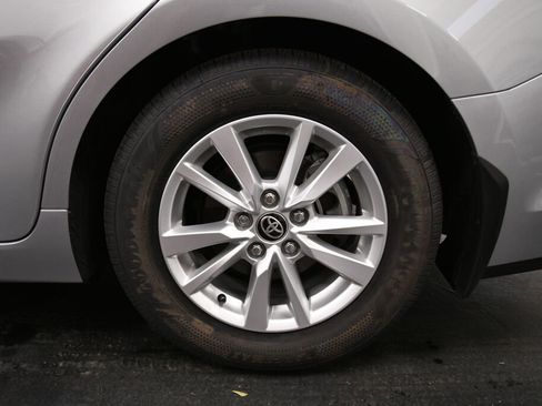 Certified 2025 Toyota Camry LE image 27