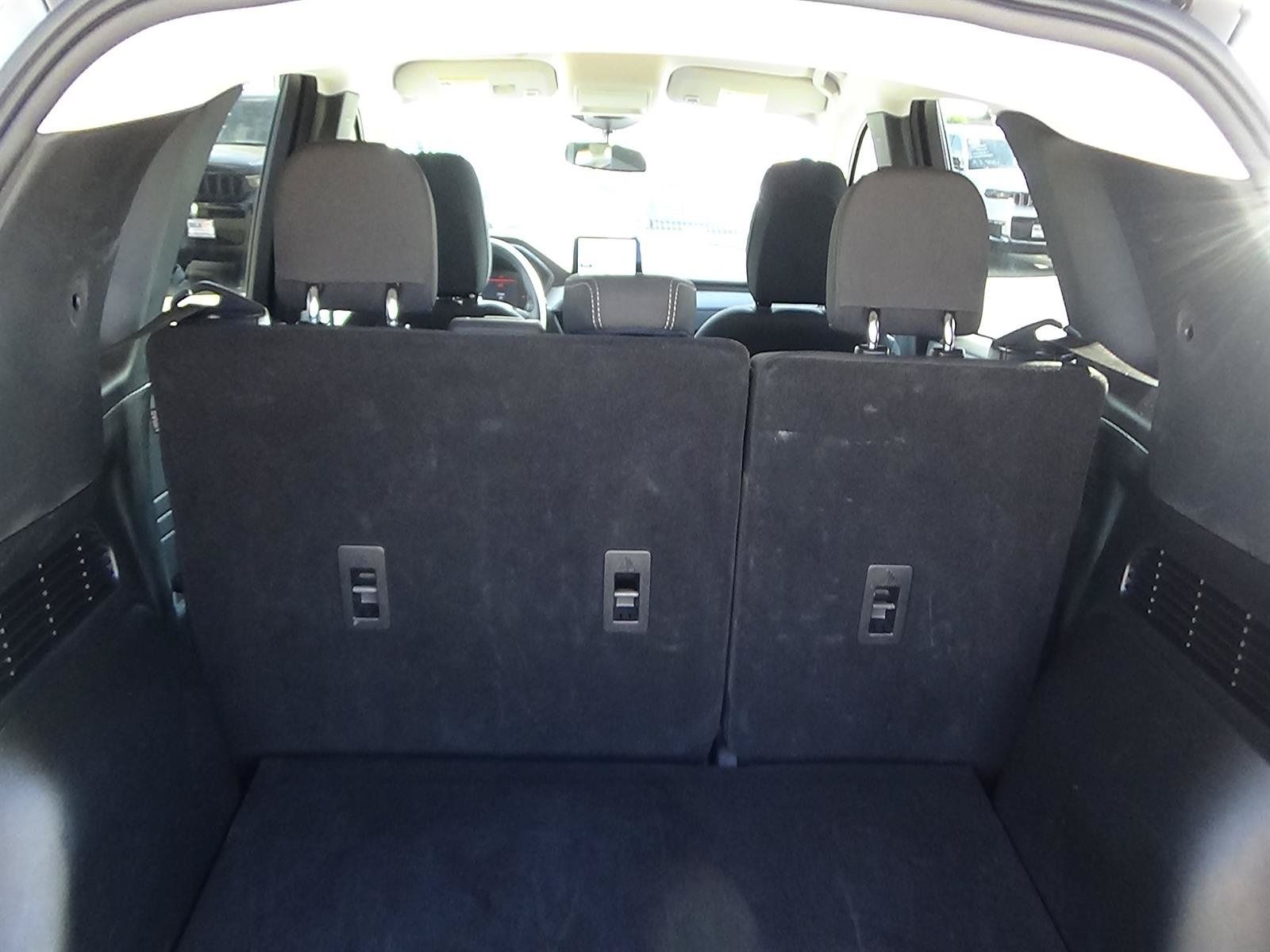 Used 2025 Ford Escape Active FWD image 11