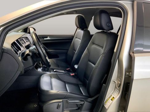 Used 2018 Volkswagen Golf SE FWD image 7