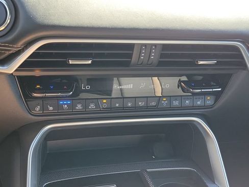 New 2026 MAZDA CX-90 Plug-In Hybrid w/ Premium Plus AWD/4WD image 11