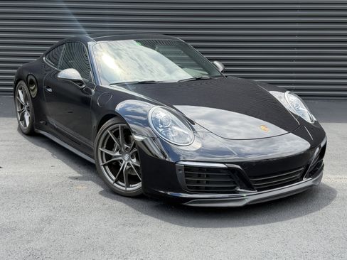 Certified 2019 Porsche 911 Carrera T RWD image 7