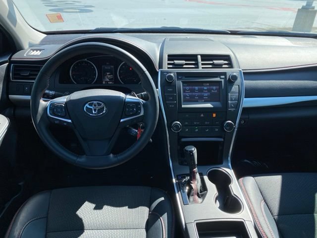 Used 2017 Toyota Camry SE FWD image 9