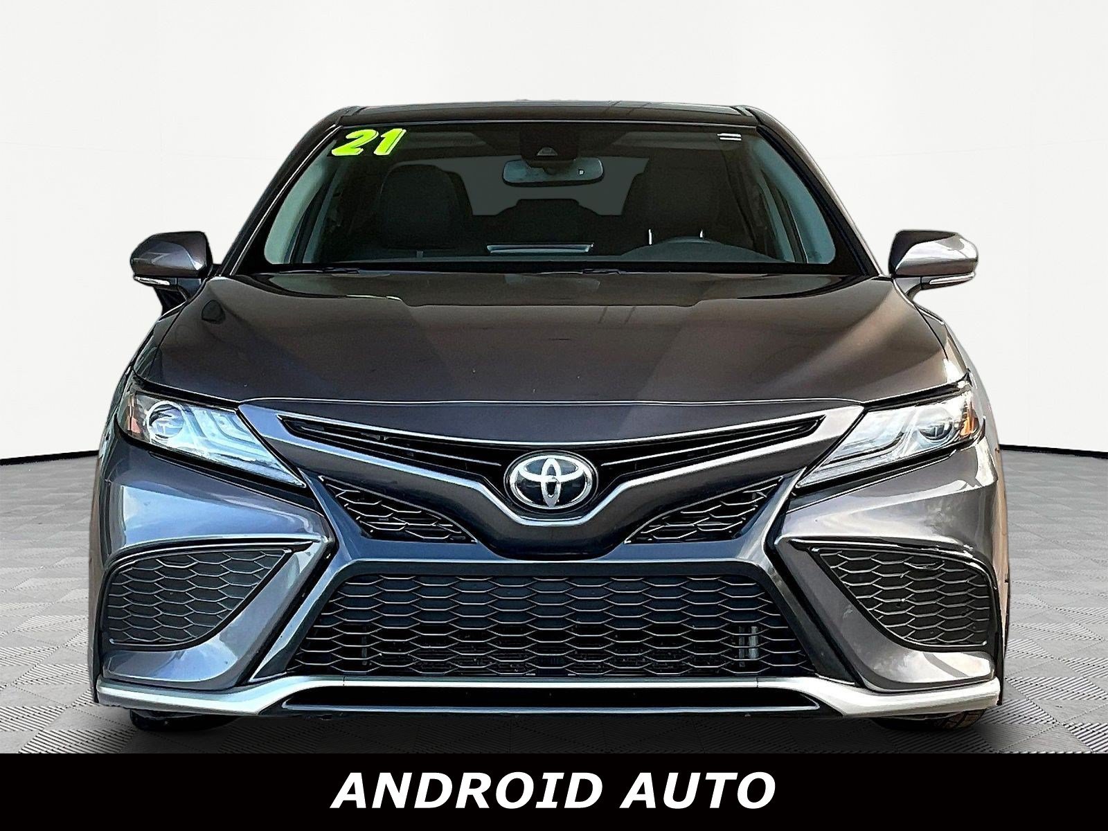 Used 2021 Toyota Camry XSE FWD image 2