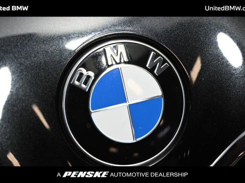 Used 2023 BMW 430i xDrive Convertible w/ Premium Package image 13