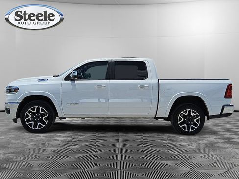 Used 2025 RAM 1500 Laramie AWD/4WD image 2