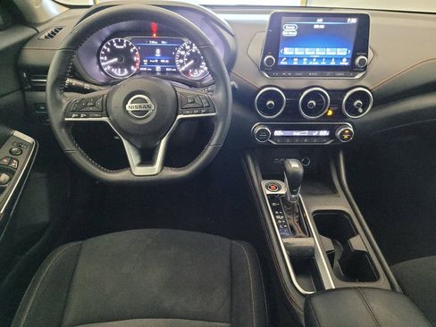 Used 2022 Nissan Sentra SR FWD image 22