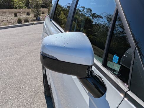 New 2026 Kia Carnival EX image 12