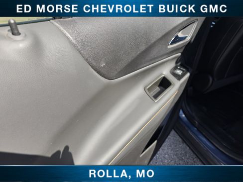 Used 2024 Chevrolet Equinox Premier image 17