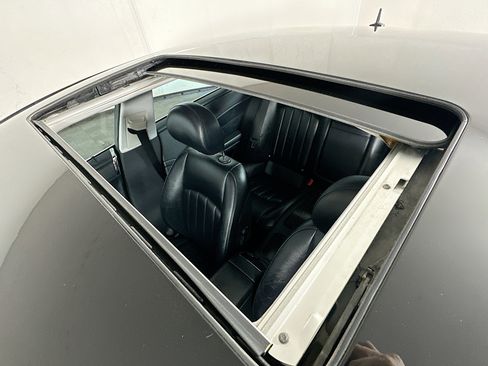 Used 2006 Mercedes-Benz CLS 500 image 20