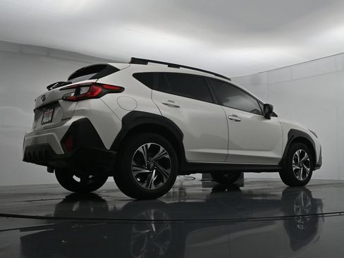 Used 2024 Subaru Crosstrek 2.0i Premium AWD/4WD image 37