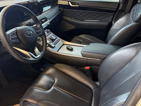 Used 2021 Hyundai Palisade Calligraphy FWD image 2