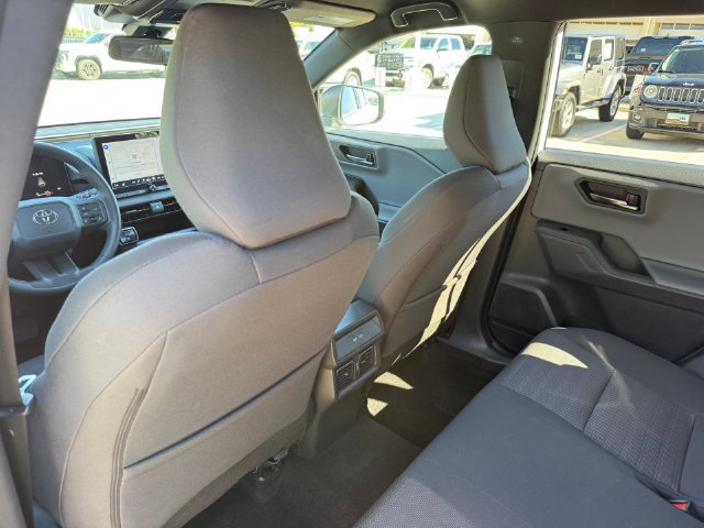 Used 2026 Toyota RAV4 SE AWD/4WD image 24