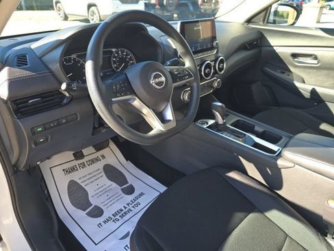 Used 2024 Nissan Sentra SV FWD image 18