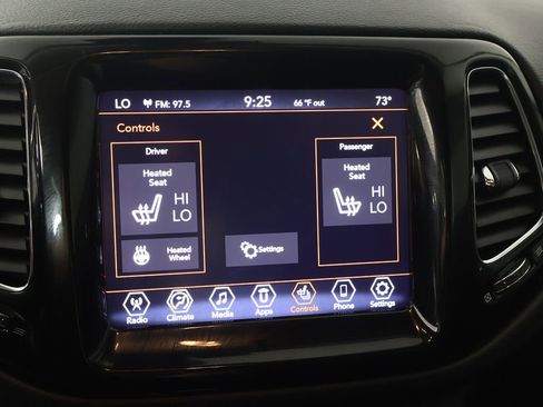 Used 2021 Jeep Compass Limited image 43