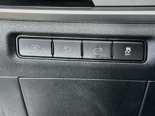 Used 2025 Kia Telluride S AWD/4WD image 25