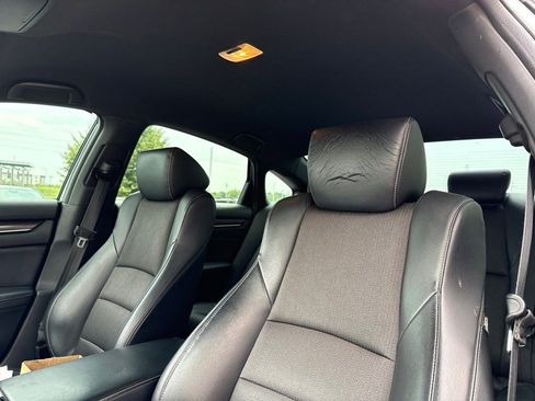 Used 2018 Honda Accord Sport image 8