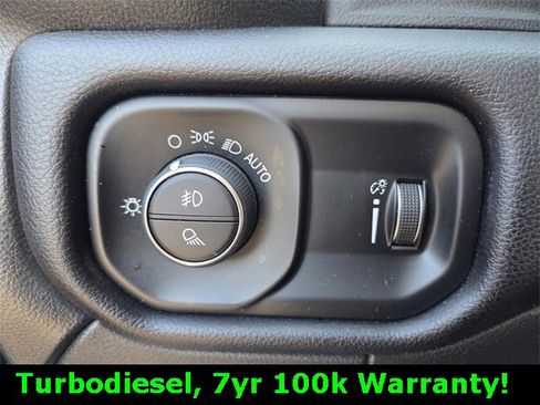 Used 2024 RAM 3500 Big Horn image 21