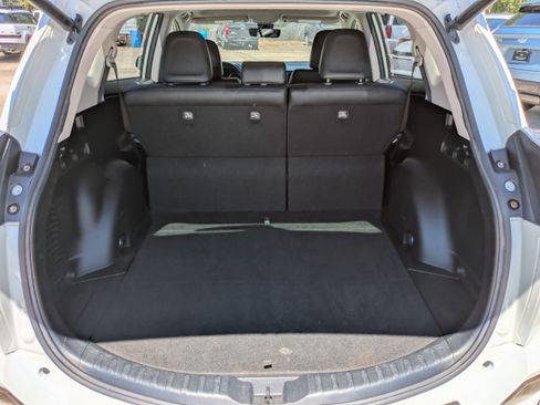 Used 2017 Toyota RAV4 Limited FWD image 7