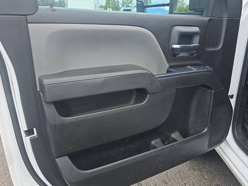 Used 2018 Chevrolet Silverado 1500 W/T w/ WT Fleet Convenience Package AWD/4WD image 12