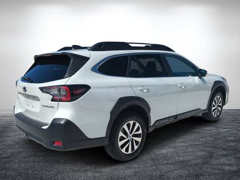 Used 2025 Subaru Outback Premium w/ Popular Package #1A AWD/4WD image 4