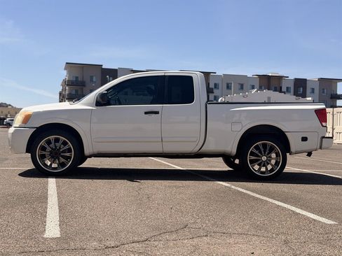 Used 2012 Nissan Titan SV w/ Sport Appearance Pkg RWD image 4