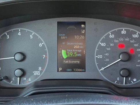 Certified 2025 Toyota Corolla SE image 11