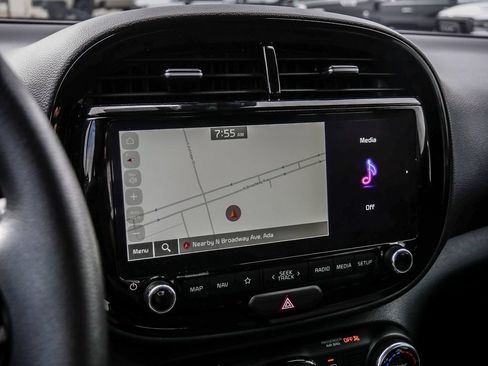 Used 2025 Kia Soul S FWD image 52