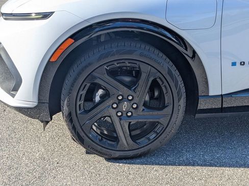 New 2026 Chevrolet Equinox EV RS image 18