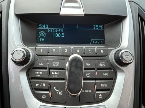 Used 2015 Chevrolet Equinox LS FWD image 22