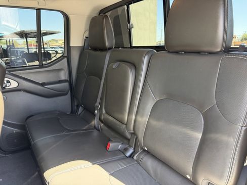 Used 2019 Nissan Frontier PRO-4X w/ Pro-4x Luxury Package AWD/4WD image 32
