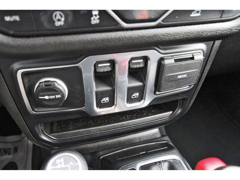 Used 2024 Jeep Wrangler Sport S AWD/4WD image 27