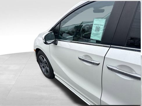 Used 2019 Honda Odyssey Touring image 11