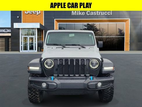 Used 2023 Jeep Wrangler Unlimited w/ Convenience Group AWD/4WD image 2