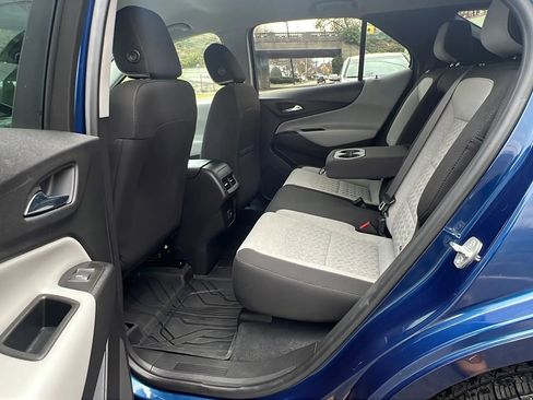 Used 2022 Chevrolet Equinox LT image 28