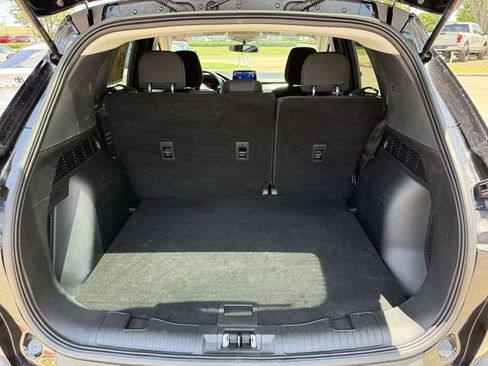 Used 2025 Ford Escape Active AWD/4WD image 27