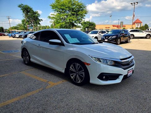 Used 2018 Honda Civic EX-T image 3