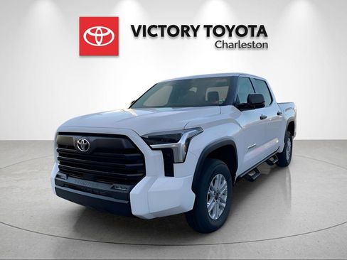New 2026 Toyota Tundra SR5 image 2