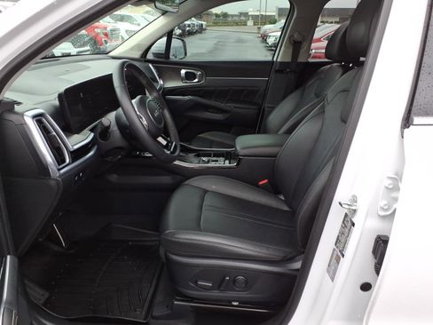 Used 2024 Kia Sorento SX FWD image 14