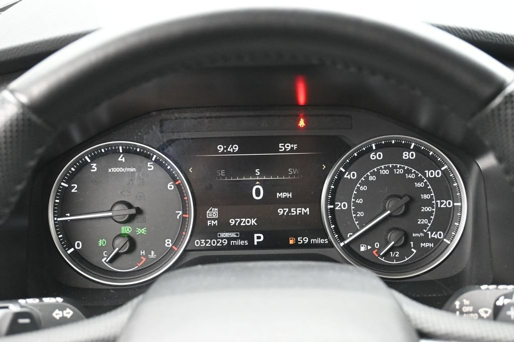 Used 2025 Mitsubishi Outlander AWD image 11