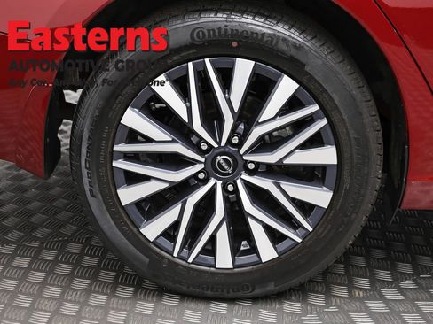 Used 2023 Nissan Altima 2.5 SV w/ SV Premium Package AWD/4WD image 30