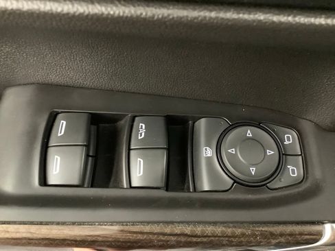 Used 2020 Chevrolet Silverado 1500 RST AWD/4WD image 11