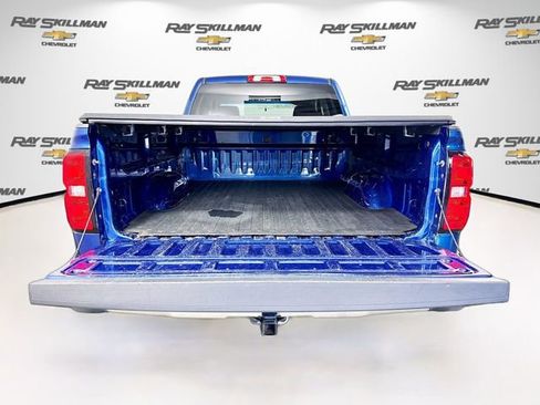 Used 2018 Chevrolet Silverado 1500 LT w/ All Star Edition AWD/4WD image 26
