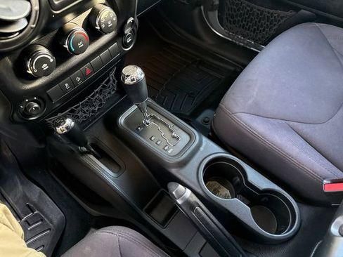 Used 2013 Jeep Wrangler Unlimited Sport AWD/4WD image 26