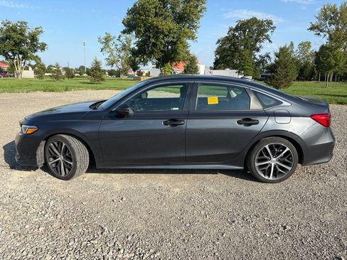Used 2024 Honda Civic Touring image 8