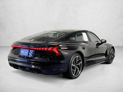 Used 2023 Audi RS e-tron GT w/ Carbon Performance Package AWD/4WD image 5