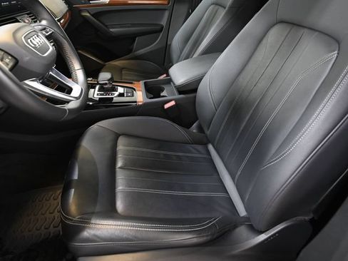 Used 2023 Audi Q5 2.0T Premium AWD/4WD image 7