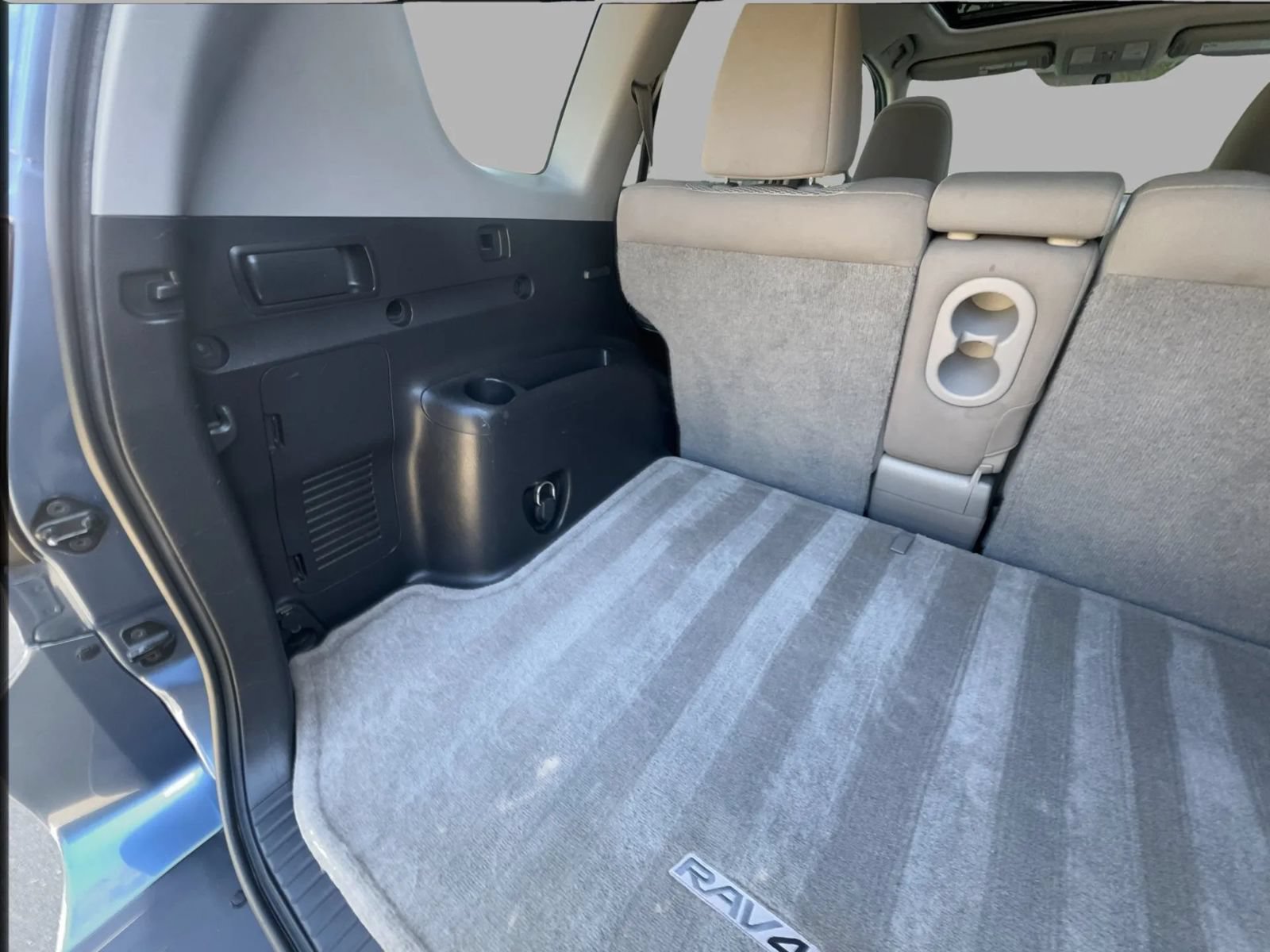Used 2012 Toyota RAV4 FWD w/ Upgrade Value Pkg image 41