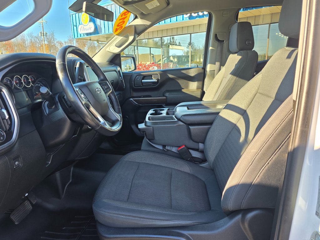 Used 2019 Chevrolet Silverado 1500 RST w/ True North Edition AWD/4WD image 21