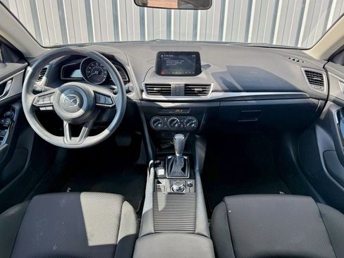 Used 2018 MAZDA MAZDA3 Sport FWD image 29