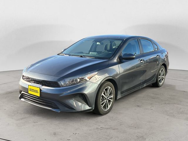 Used 2022 Kia Forte LXS FWD image 1